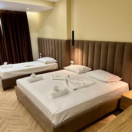 Karos Hotel Llaman Himarë Eksteriør billede