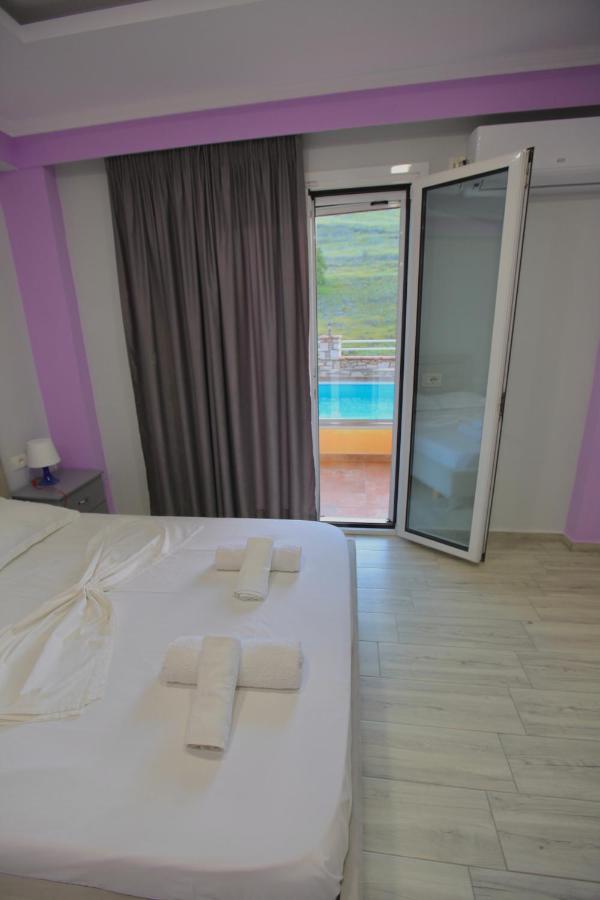 Karos Hotel Llaman Himarë Eksteriør billede